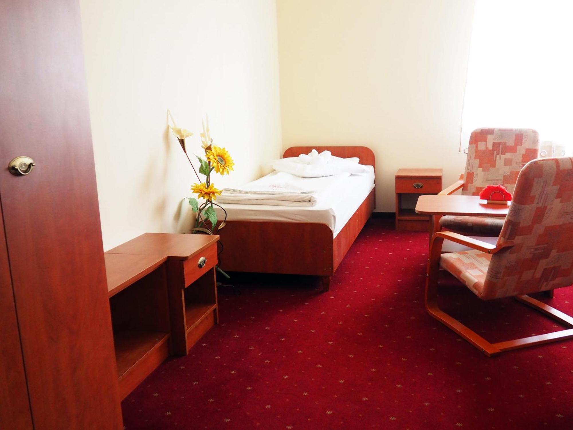 Hotel Jan Zgorzelec Quarto foto
